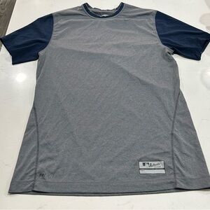 Nike Grey T Shirt Medium Polyester Dri Fit Performance Apparel MLB Authentic
